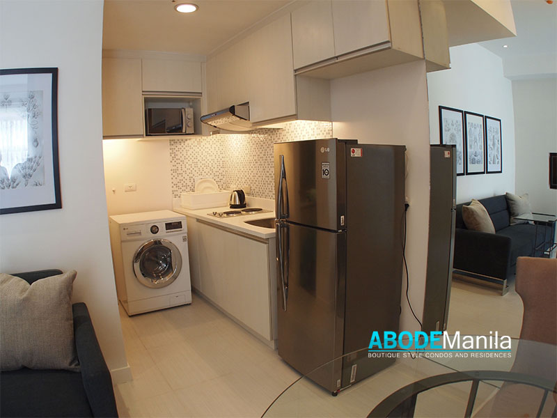 Twin Oaks Place Mandaluyong aboderevamp